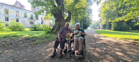 Herr und Frau Liszt beim Spazieren